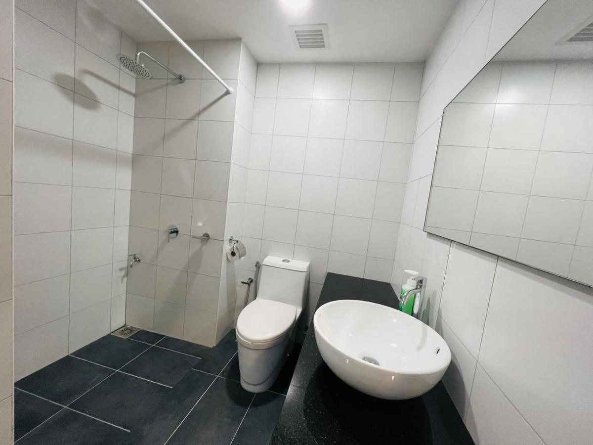 Chambers Serviced Suites Klcc By Cozy Stay กัวลาลัมเปอร์ ภายนอก รูปภาพ