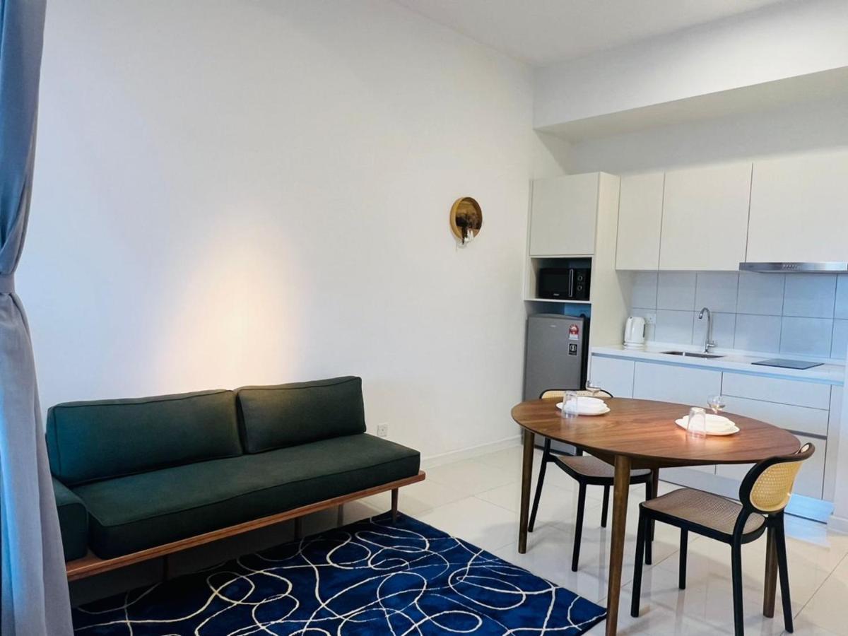 Chambers Serviced Suites Klcc By Cozy Stay กัวลาลัมเปอร์ ภายนอก รูปภาพ