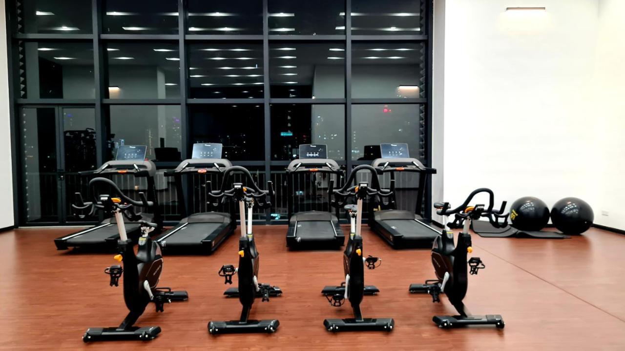 Chambers Serviced Suites Klcc By Cozy Stay กัวลาลัมเปอร์ ภายนอก รูปภาพ